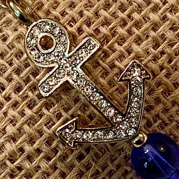 Elegant Anchor Pendant with Blue Beads - Picture 2 of 4